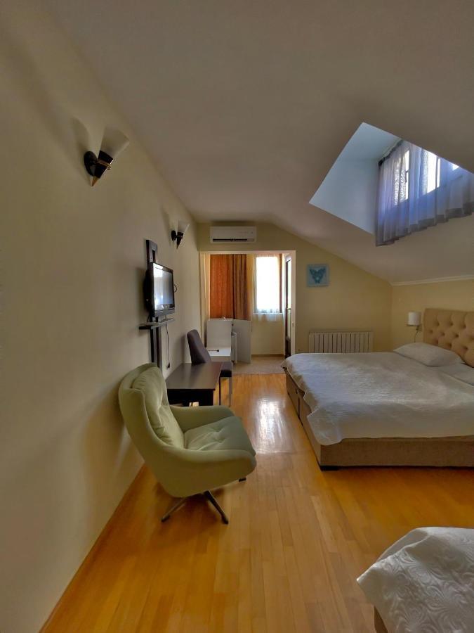 Hotel Luxors Garden Batumi Zewnętrze zdjęcie