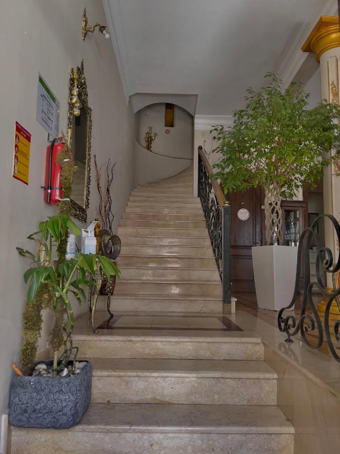 Hotel Luxors Garden Batumi Zewnętrze zdjęcie