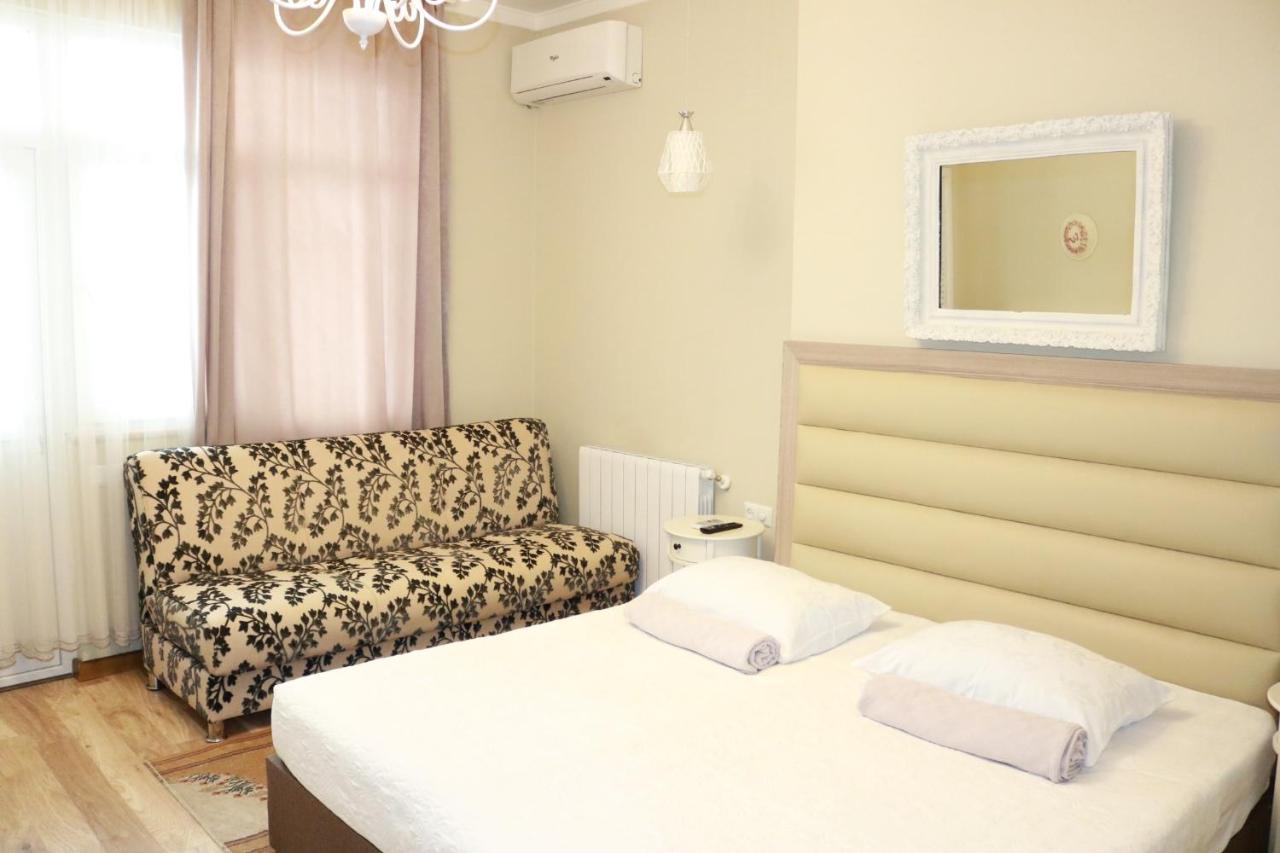 Hotel Luxors Garden Batumi Zewnętrze zdjęcie