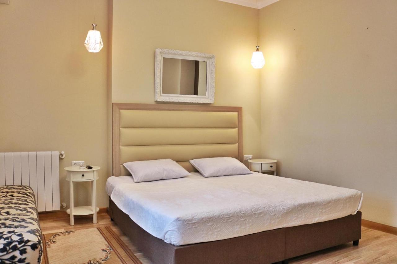 Hotel Luxors Garden Batumi Zewnętrze zdjęcie