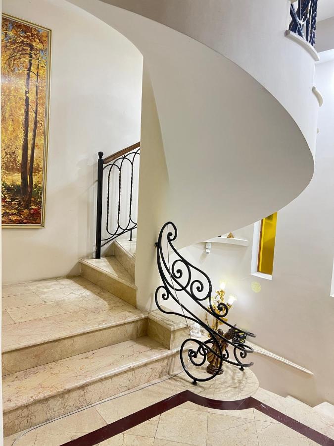 Hotel Luxors Garden Batumi Zewnętrze zdjęcie